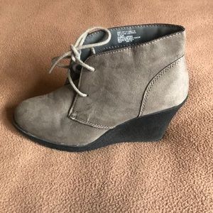 White Mountain Booties